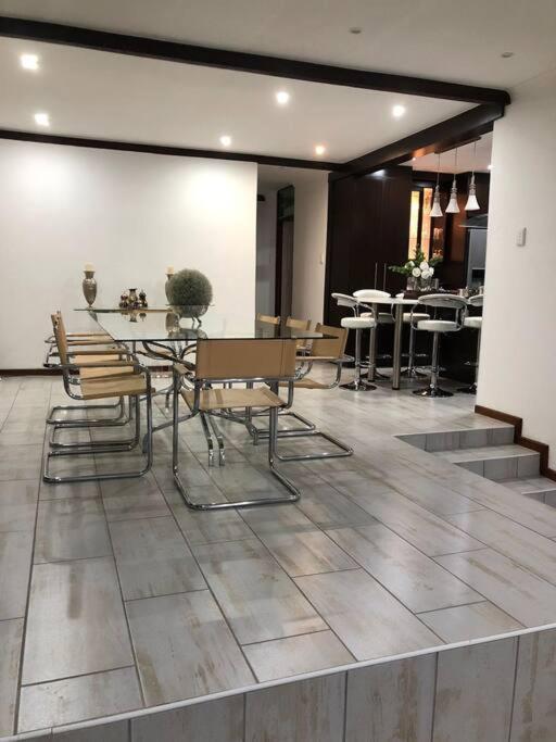 Red Cascade - Luxury 4 Bedrooms -Solar And Aircons Hartbeespoort Exterior foto
